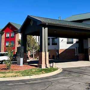 Sylo Hotel Denver Airport, A Ramada By Wyndham